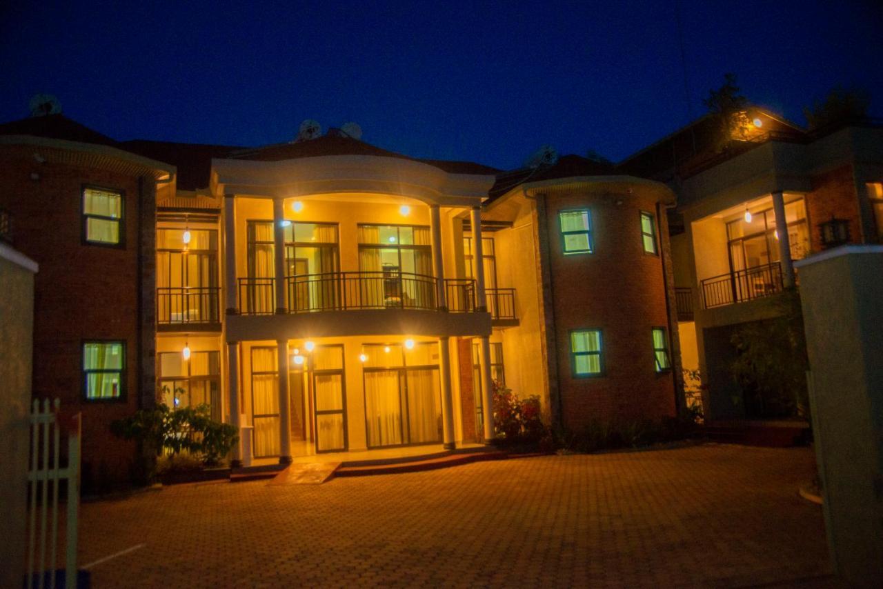Quality Inn Hotel Кігалі Екстер'єр фото